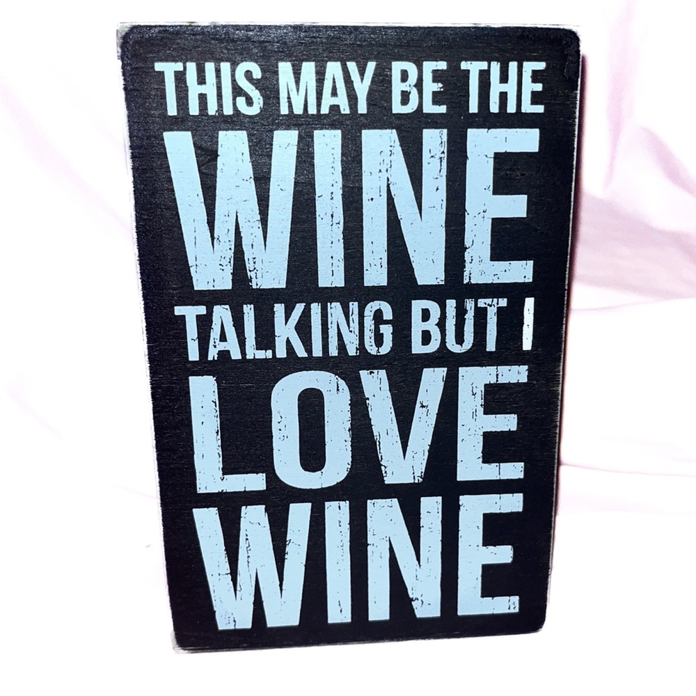 “Primitives by Kathy” Wooden Wine Holder